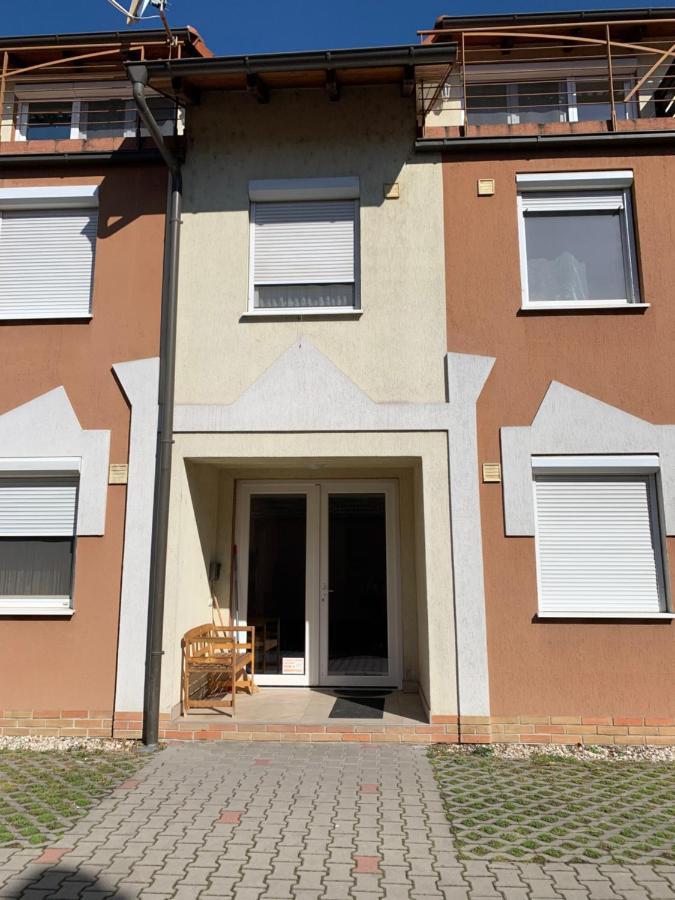 Indi Apartman Siofok Exterior photo